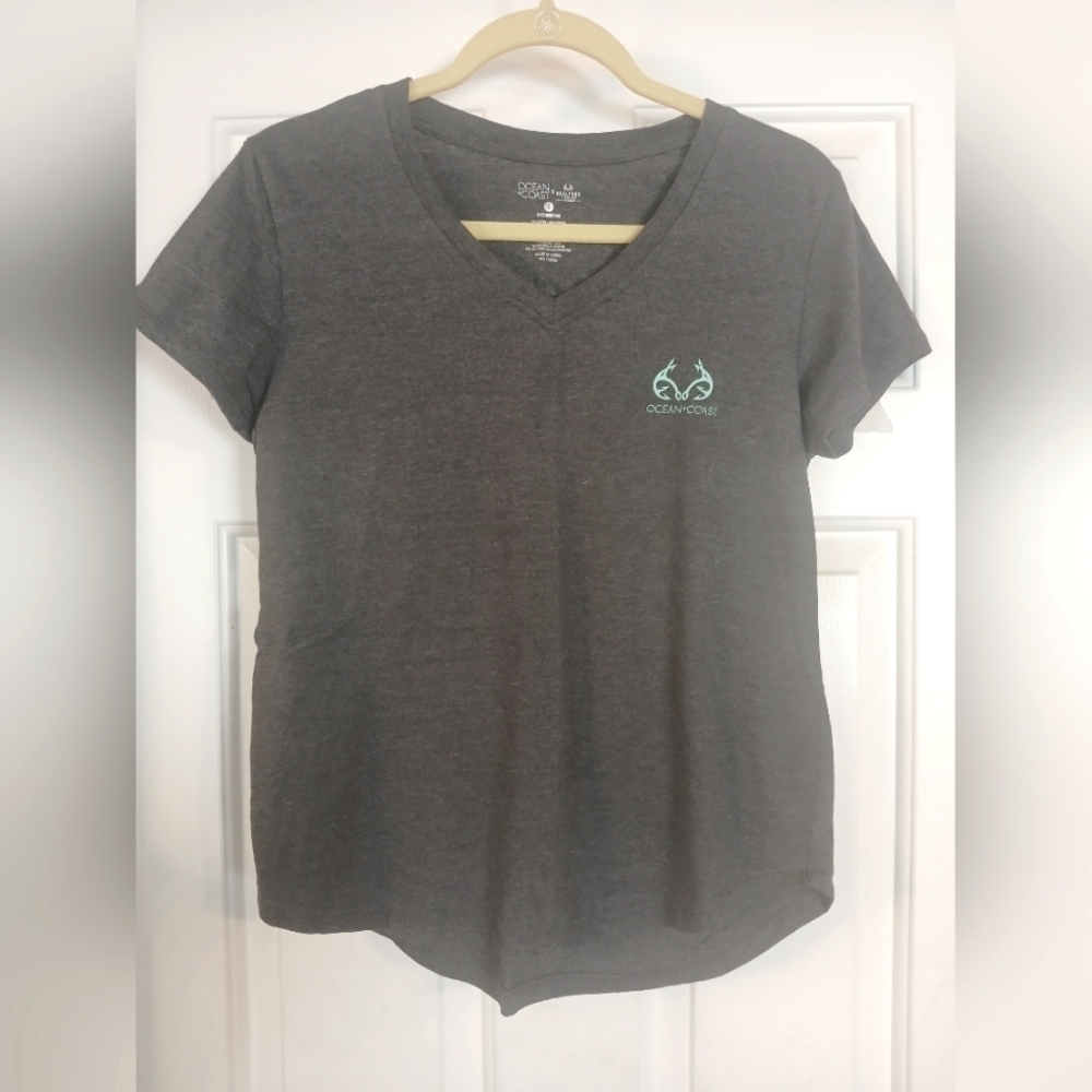 Realtree Fishing Ocean + Coast Women's Graphic Tee Size S